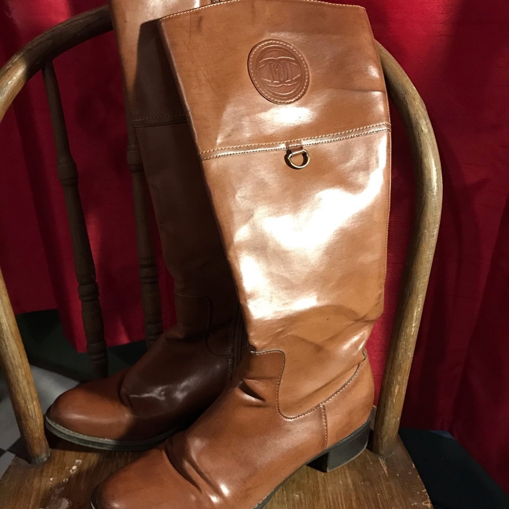 Vintage Etienne Aigner Boots